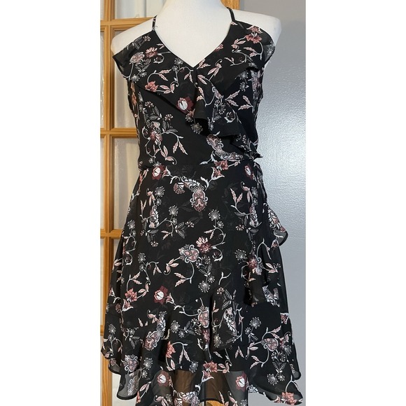 Mi Ami Dresses & Skirts - Francesca's Mi Ami Faux Wrap Dress Sz S Black Pink Floral Ruffles City Clubwear